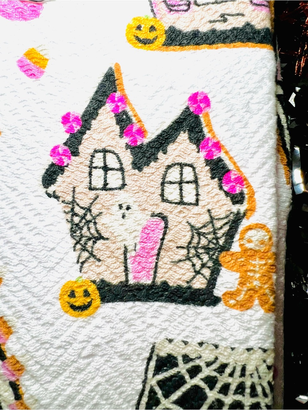 3 Halloween Gingerbread Cottage House Kitchen Towels Ghost Bat Cookies Candy - Picture 9 of 10